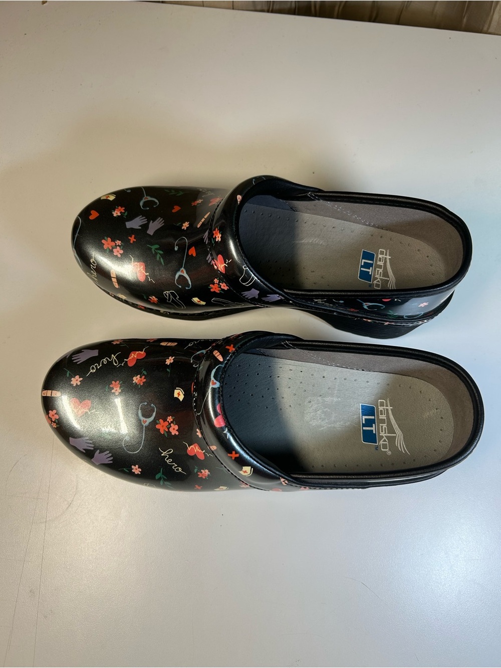 Dansko LT Pro Patent Hero Hospital Nursing Nurse Clogs Women's 39 (US 8.5-9) - Picture 4 of 16